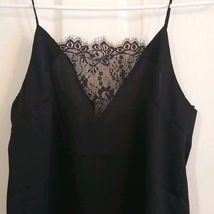 🗣️3for15! F21 Silky Lacefront Tank